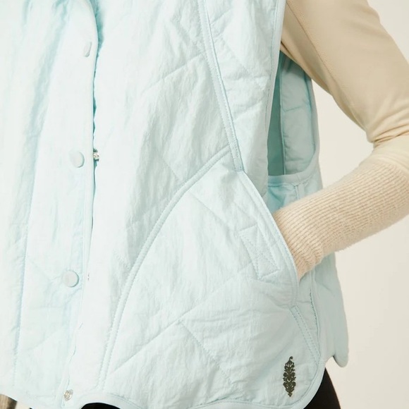 Free People movement Quinn Quilted Puffer Vest - Picture 4 of 4
